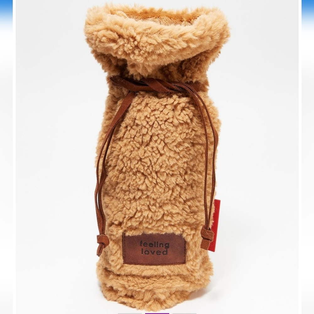 NIB Wine gift bag TAN 'feeling loved' faux fur & faux leather win…